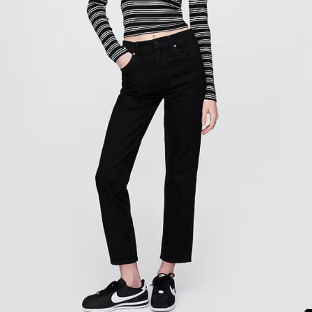 GAP high-rise cheeky straight jean (black)